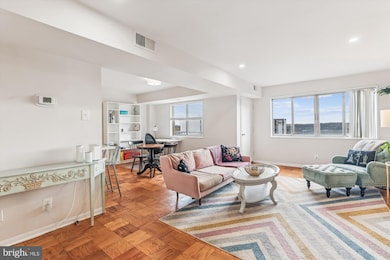 The Pavilion on the Park unit 1119, Alexandria, VA 22304 - photo 6