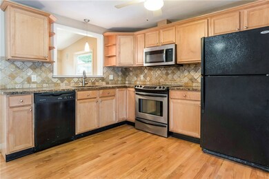 12 Warren Ave, Johnston, RI 02919 - photo 3