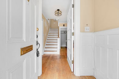 9_57colonial-1