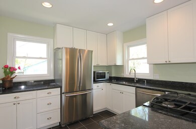 1552 Bristol Ave, Westchester, IL 60154 - photo 7