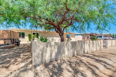 3654 N 79th Dr, Phoenix, AZ 85033 - photo 2