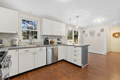 100 Captain Samadrus Rd, Cotuit, MA 02635 - photo 3