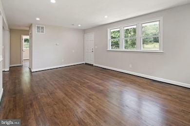 18500 Livingston Rd, Accokeek, MD 20607 - photo 6