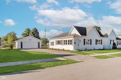 2705 S B St, Elwood, IN 46036 - photo 2