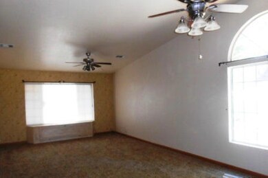 1902 Yahi Ln, Redding, CA 96002 - photo 7