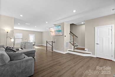 1227 Newell Towns Ln, Charlotte, NC 28262 - photo 5