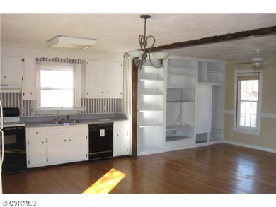 Kitchen - KITCHEN/LIVING ROOM