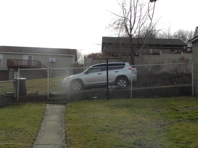 623 Hampton St, Scranton, PA 18504 - photo 5