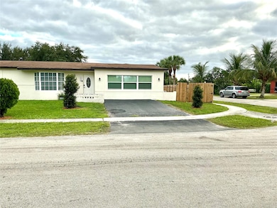 3470 NW 39th St, Lauderdale Lakes, FL 33309 - photo 2