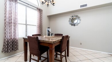 3915 E Vaughn Ave-6