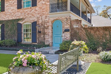 13611 Apple Tree Rd, Houston, TX 77079 - photo 2