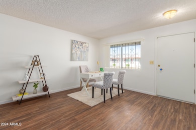 13840 N Newcastle Dr unit 211, Sun City, AZ 85351 - photo 6