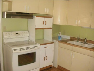 47 W 400 N, Parowan, UT 84761 - photo 2