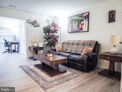 9274 Cherry Ln unit 82, Laurel, MD 20708 - photo 6