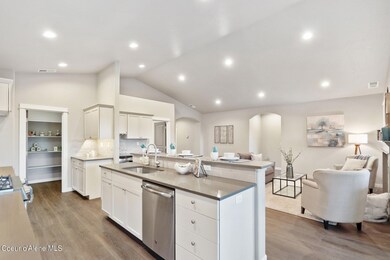 Orchard - Great Room 4