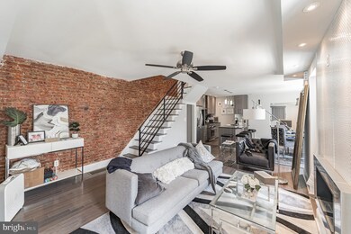 7222 Spruce St, Upper Darby, PA 19082 - photo 4