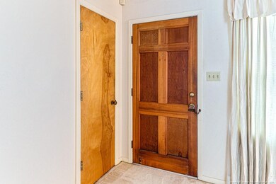 430 Edinburgh Dr, Fayetteville, NC 28303 - photo 6