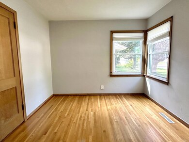 2112 Cottage Ave E, Saint Paul, MN 55119 - photo 7