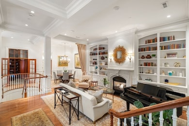 50 Beacon St unit 1, Boston, MA 02108 - photo 4