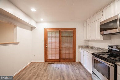 9023 Megan Cir, Owings, MD 20736 - photo 7