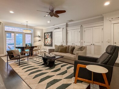 927 W Agatite Ave unit 2N, Chicago, IL 60640 - photo 2