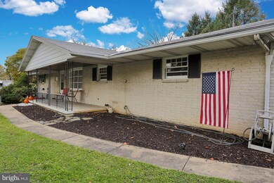 12 Koch Rd, Reading, PA 19605 - photo 2