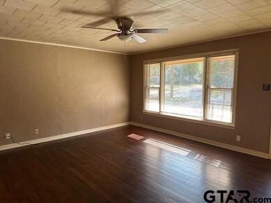 930 E 8th St, Tyler, TX 75701 - photo 3
