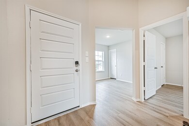 1197 Cavalry Junction Dr, Alvin, TX 77511 - photo 5