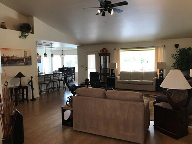 2630 S Honeysuckle Cir, Mesa, AZ 85209 - photo 3