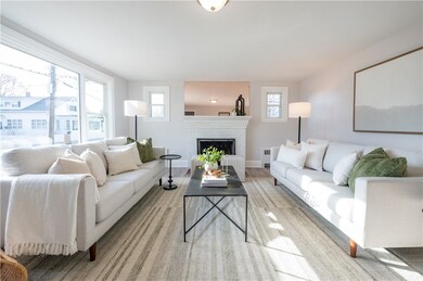 31 Utton Ave, Pawtucket, RI 02860 - photo 5