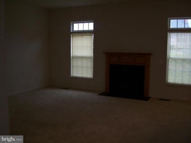 6681 Stream View Ln unit 6681, Warrenton, VA 20187 - photo 7