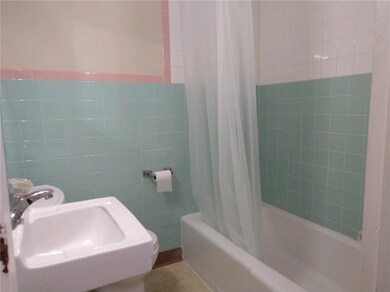 1513 W Chew St, Allentown, PA 18102 - photo 7