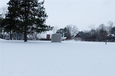 1412 Birchwood Ln, Eau Claire, WI 54703 - photo 5