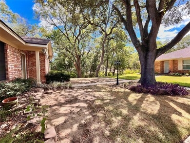 2100 Austin St unit 23, Bay City, TX 77414 - photo 4