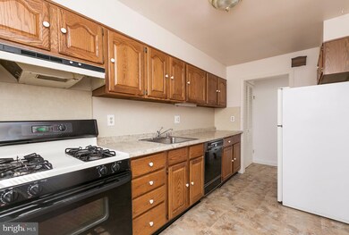 1217 Dalton Rd, Parkville, MD 21234 - photo 7