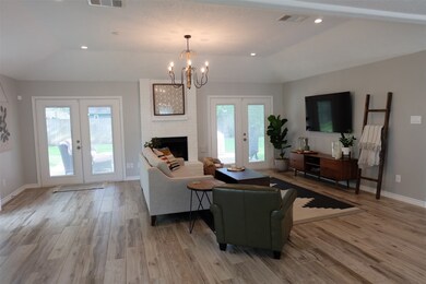 1207 Bayou Oak Dr, Friendswood, TX 77546 - photo 6