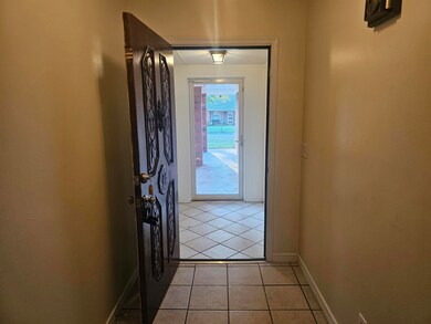 1223 1223 Carriage, Duncan, OK 73533 - photo 2