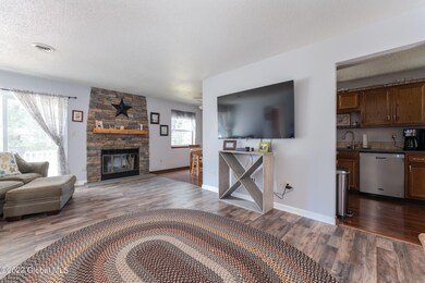 405 Cambridge Manor Dr, Schenectady, NY 12302 - photo 7