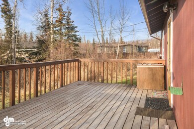 Deck_DMD_9386-SMALL