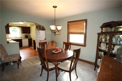 Newer Carpeting in 14x10 Dining Room w/ Newer Carp