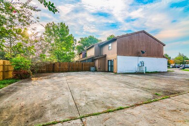 4281 Melissa Ct W, Jacksonville, FL 32210 - photo 2