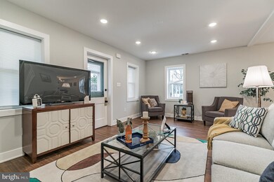 3027 Chestnut St, Lafayette Hill, PA 19444 - photo 6