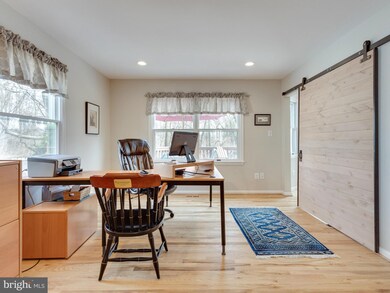 2209 Goldentree Way, Vienna, VA 22182 - photo 5