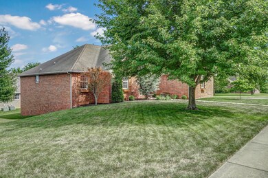 843 E Meadow Garden Ct, Nixa, MO 65714 - photo 2