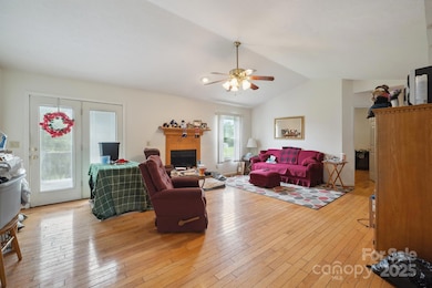 1670 Jamestown Rd, Morganton, NC 28655 - photo 3