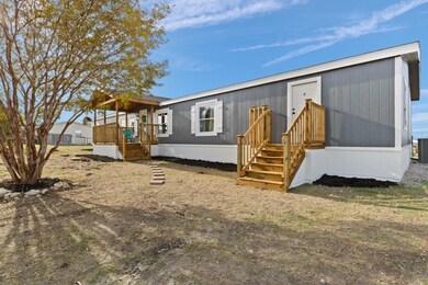 4305 Black Forest Tr, Joshua, TX 76058 - photo 3