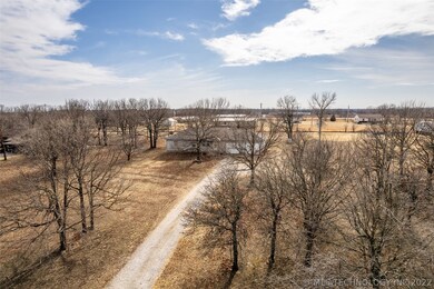 10560 N 158th Place W, Skiatook, OK 74070 - photo 2