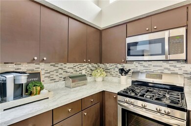 BEAUTIFUL BACK SPLASH