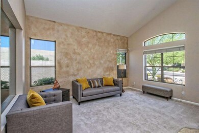 005_Living Room