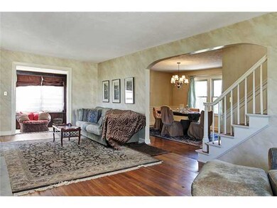 293 S Algonquin Ave, Columbus, OH 43204 - photo 5